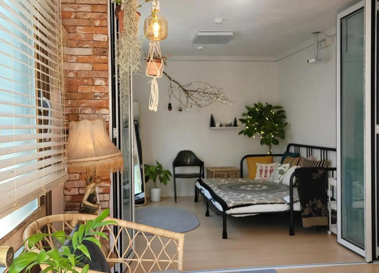 Como Green House Busan 0*,